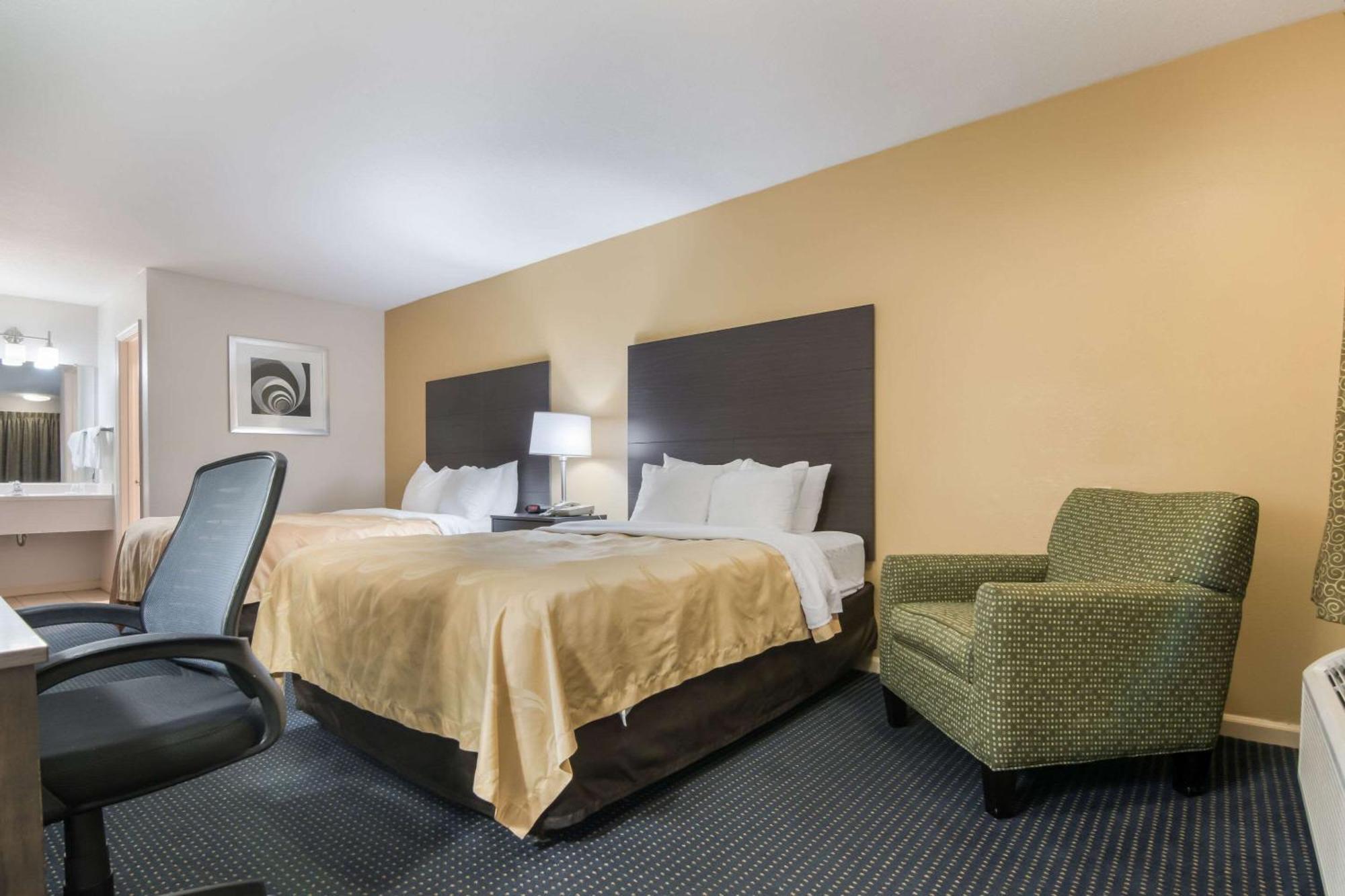Quality Inn Little Creek Virginia Beach Exteriör bild