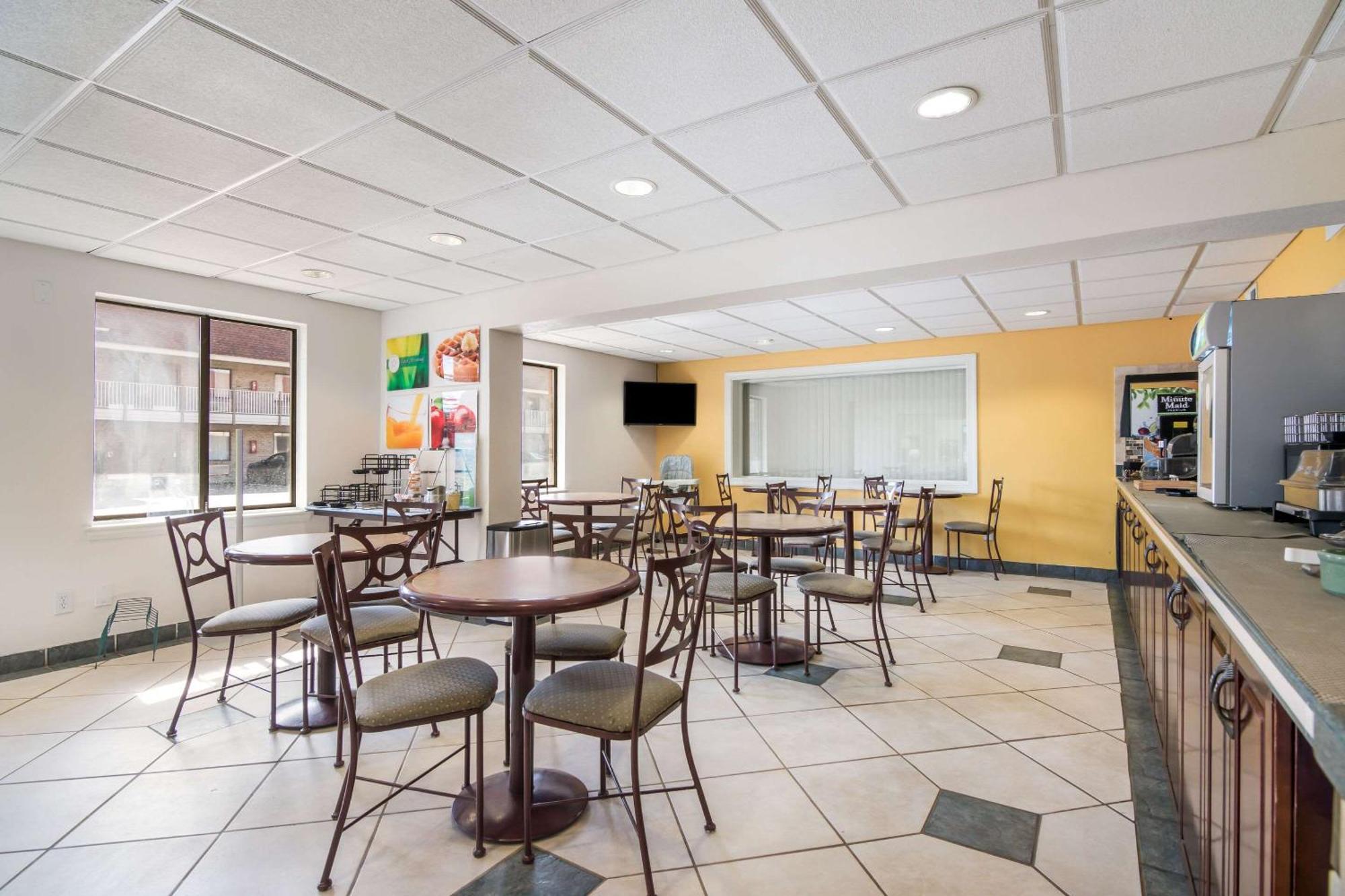 Quality Inn Little Creek Virginia Beach Exteriör bild