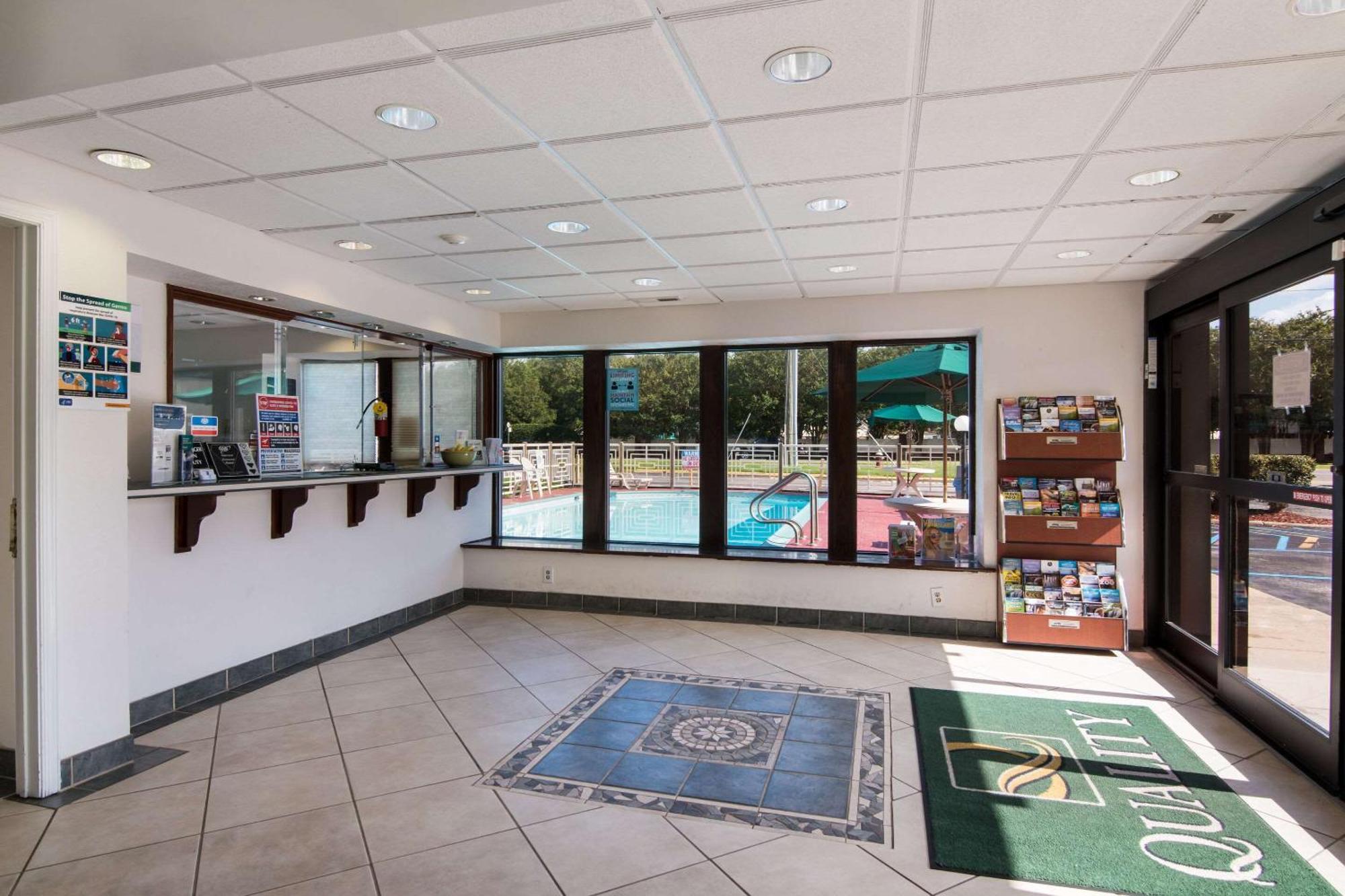 Quality Inn Little Creek Virginia Beach Exteriör bild