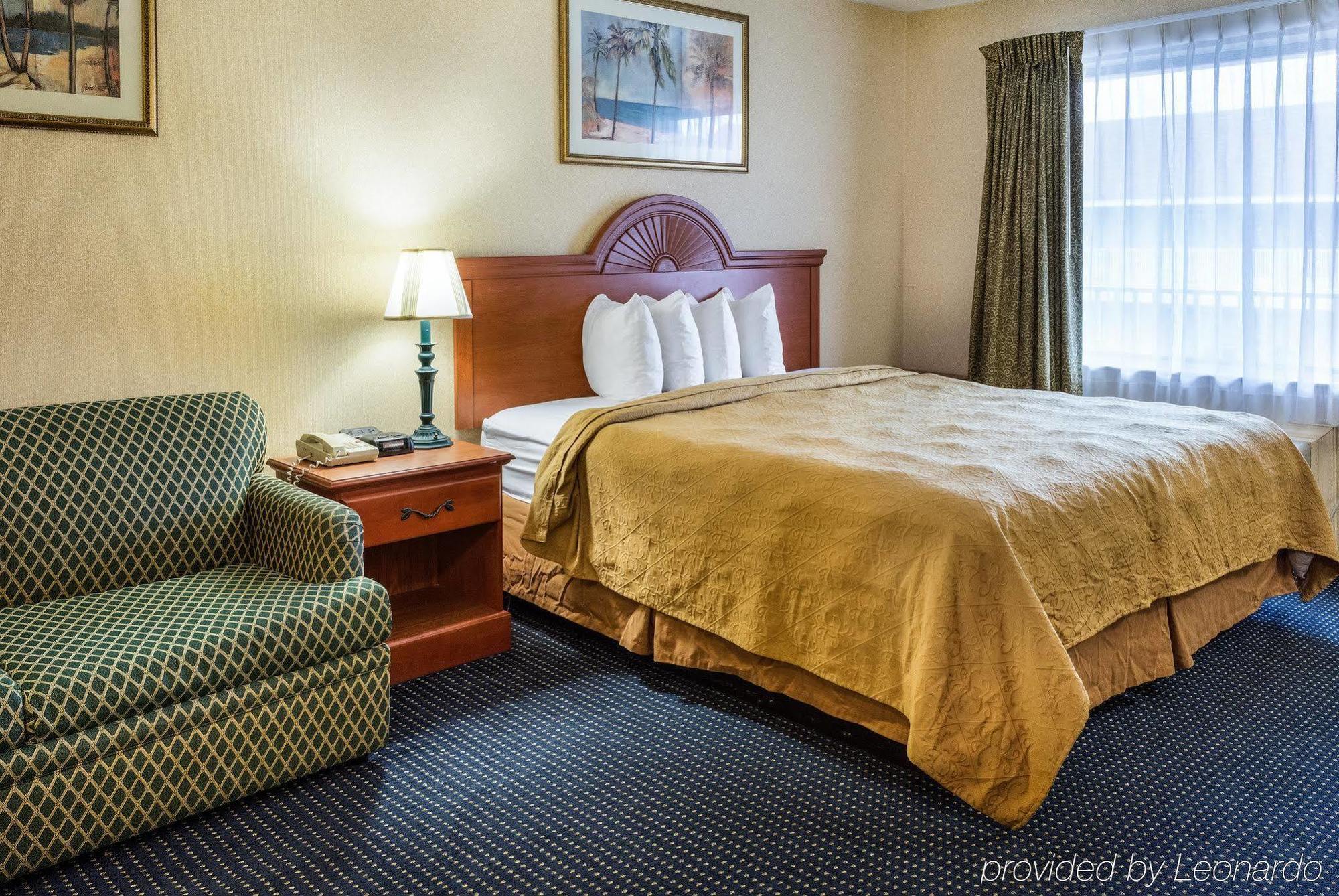 Quality Inn Little Creek Virginia Beach Exteriör bild