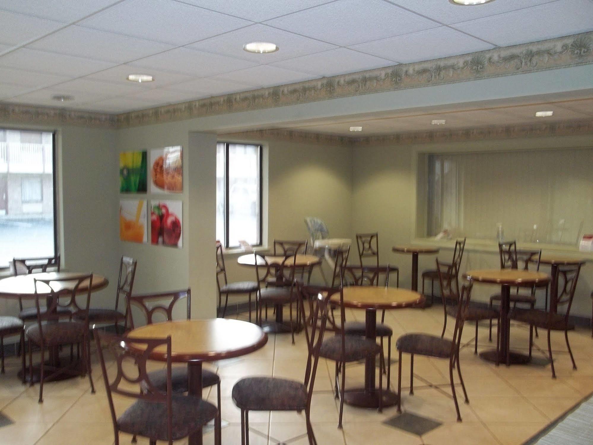 Quality Inn Little Creek Virginia Beach Exteriör bild